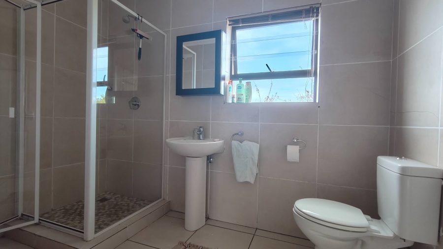 4 Bedroom Property for Sale in Island View Western Cape